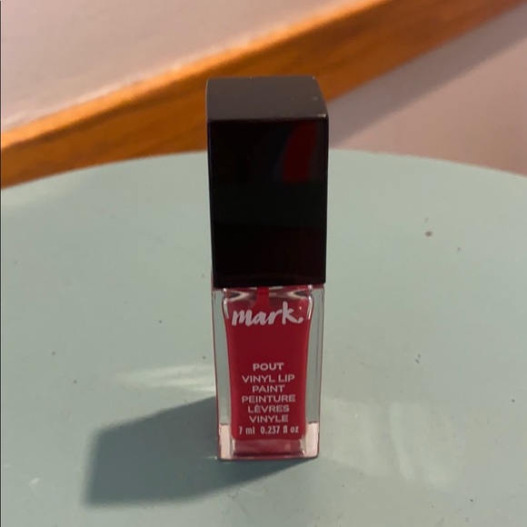 Mark by Avon pout vinyl lip paint in Glamour! NWT - Picture 1 of 3